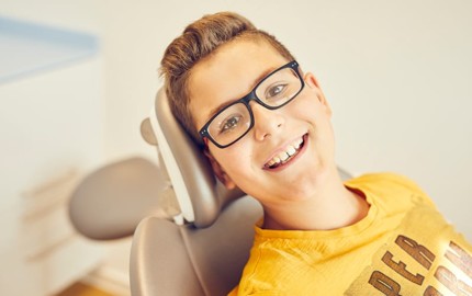 Für ein strahlendes Lächeln, ein Leben lang: Ihr Zahnarzt nahe Rottweil.
